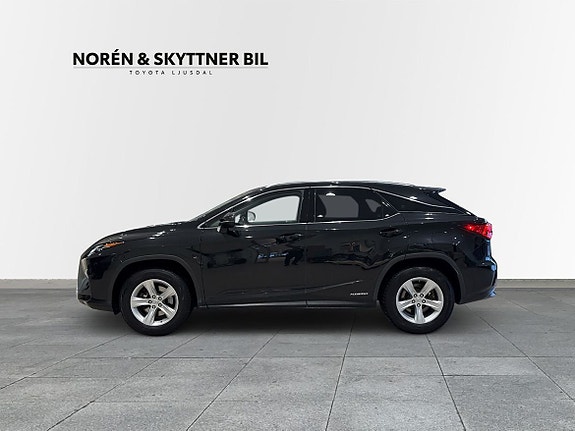 Lexus RX450h 3 of 5