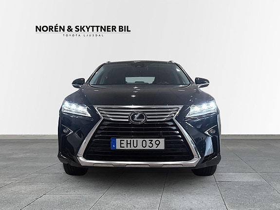 Lexus RX450h 5 of 10