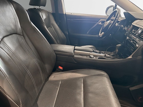 Lexus RX450h 6 of 10