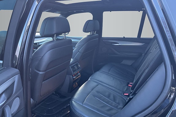 BMW X5 11 of 18