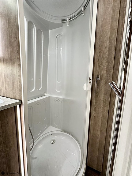 Kabe Royal 740 TDL FK KS 9 of 9