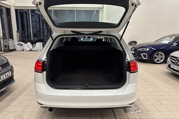 Volkswagen Golf-Serie 11 of 24