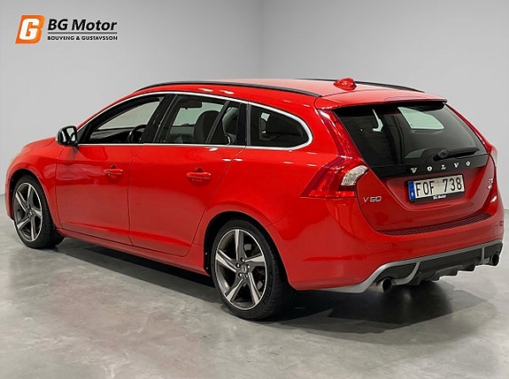 Volvo V60 4 of 15