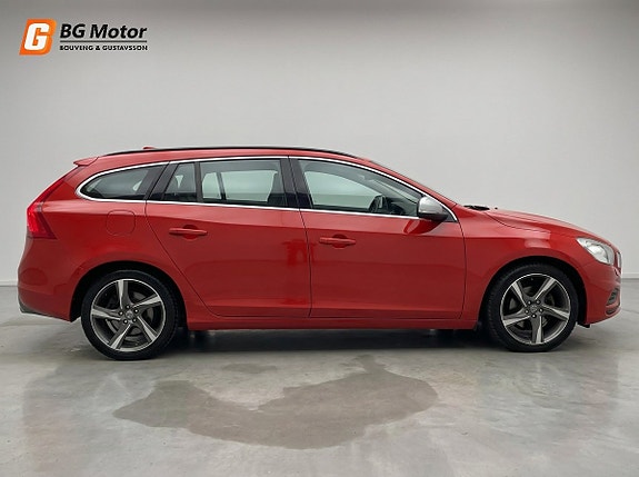 Volvo V60 8 of 15