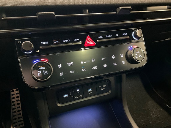 Hyundai Tucson 17 of 24