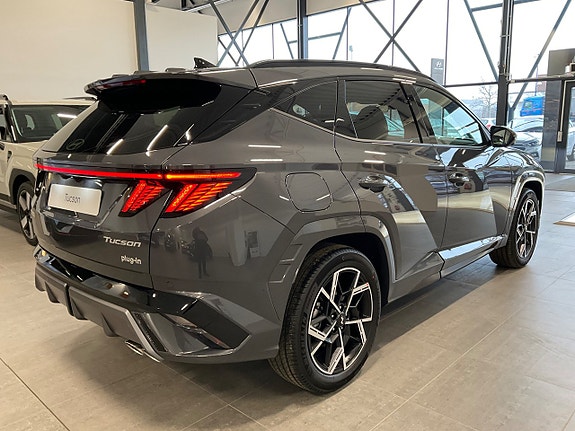 Hyundai Tucson 4 of 24