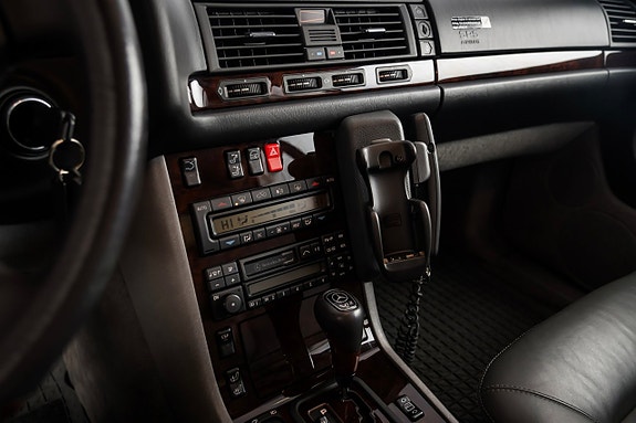 Mercedes-Benz CL600 16 of 28
