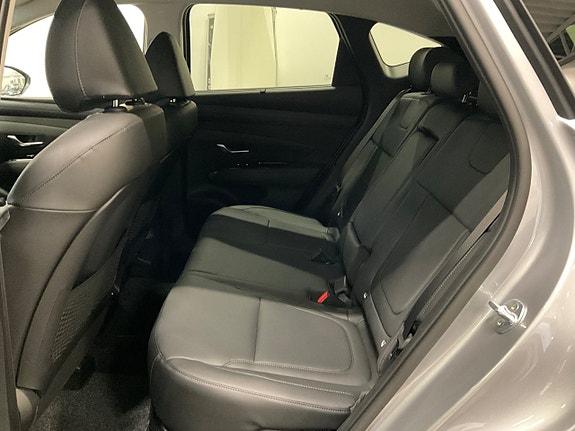 Hyundai Tucson 11 of 21
