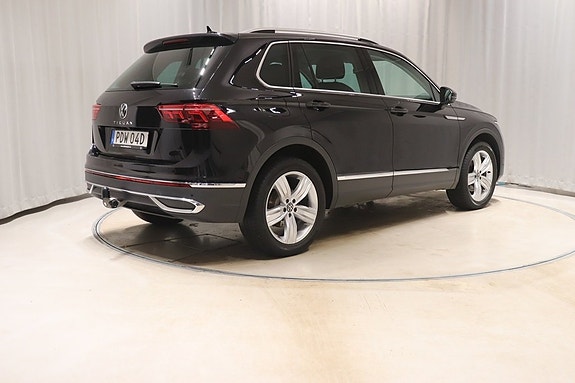 Volkswagen Tiguan 4 of 5