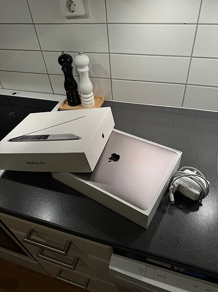 Product image 2 of 9