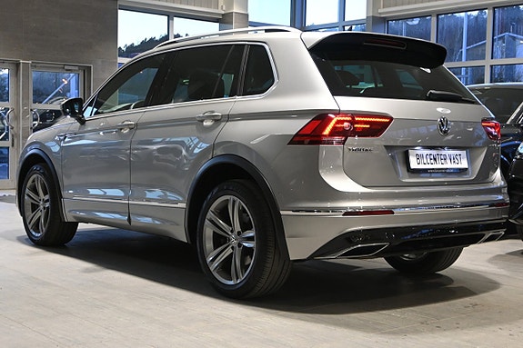 Volkswagen Tiguan 3 of 25