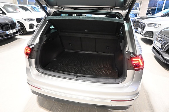Volkswagen Tiguan 15 of 25
