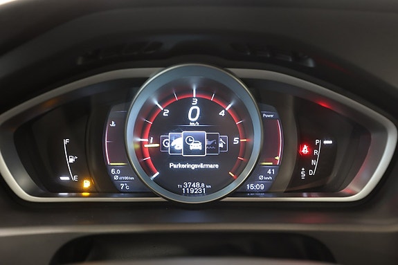 Volvo V40 20 of 20