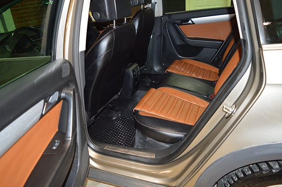Volkswagen Passat Alltrack 20 of 22