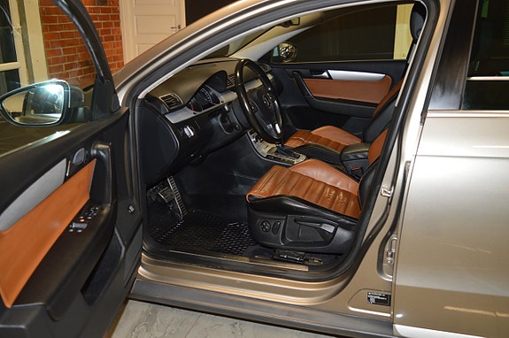 Volkswagen Passat Alltrack 17 of 22