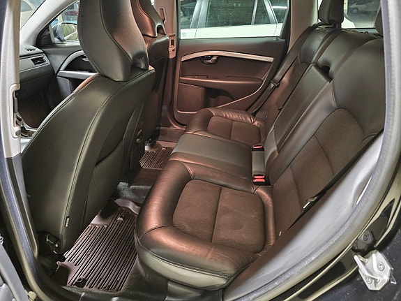 Volvo V70 5 of 5