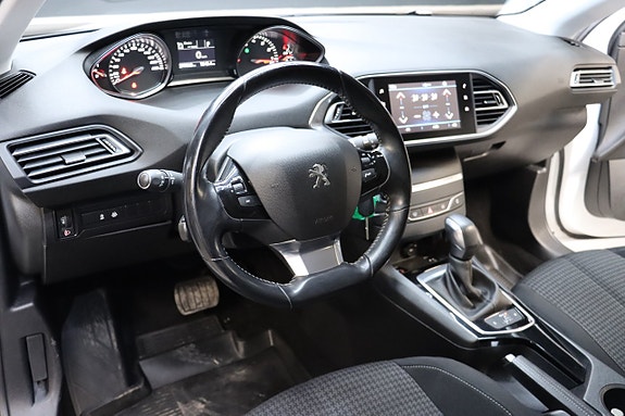 Peugeot 308 10 of 26