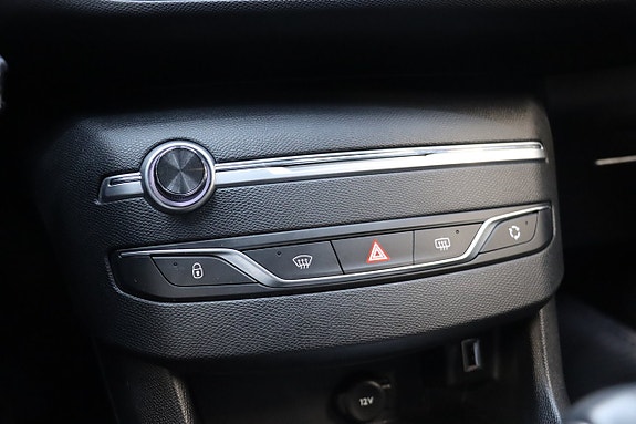 Peugeot 308 21 of 26