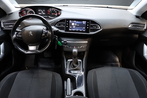 Peugeot 308 15 of 26