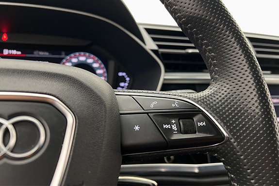 Audi Q3 15 of 30