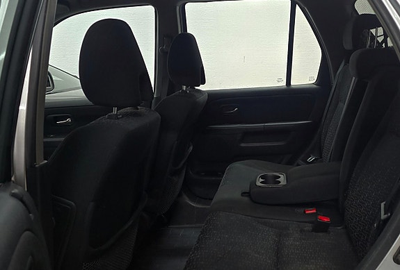 Honda CR-V 7 of 11