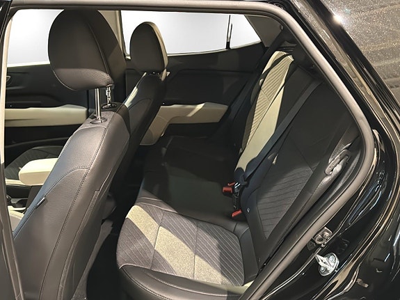 Kia Stonic 9 of 16
