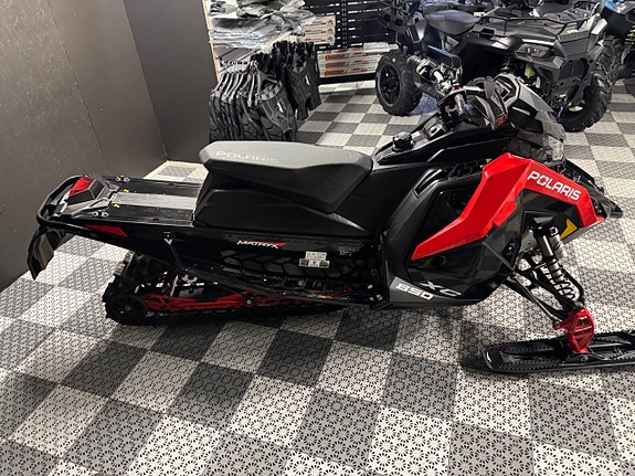 Polaris 850 Indy XC 129 - 21 7 of 11