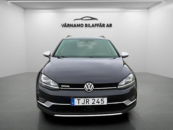 Volkswagen Golf Alltrack 7 of 20