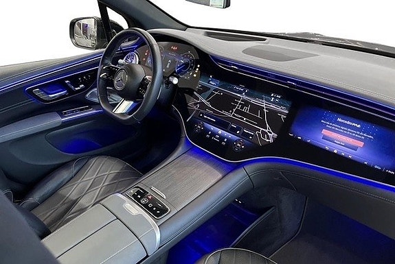 Mercedes-Benz EQS SUV 10 of 22