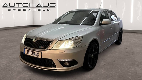 Skoda Octavia RS 3 of 5