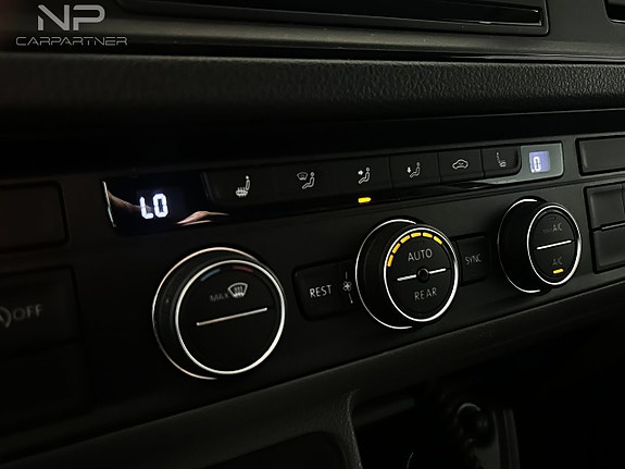 Volkswagen Crafter 35 14 of 19