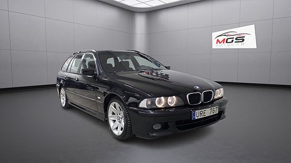 BMW 525 2 of 5