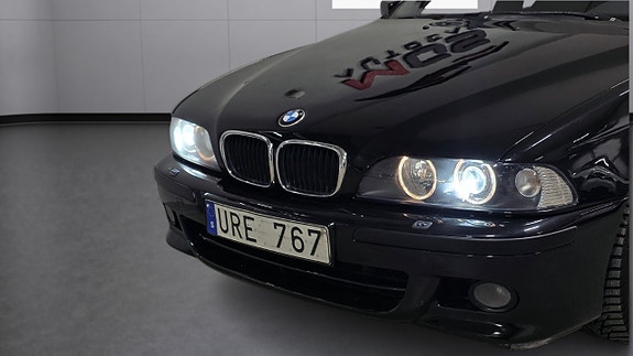 BMW 525 9 of 25