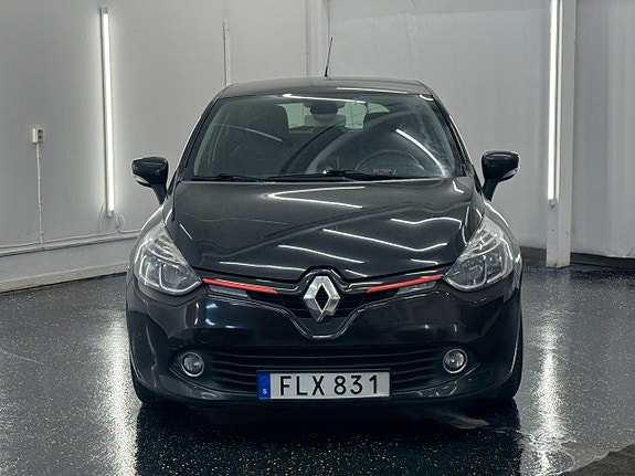 Renault Clio 2 of 5