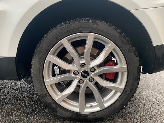 Land Rover Range Rover Sport 18 of 23