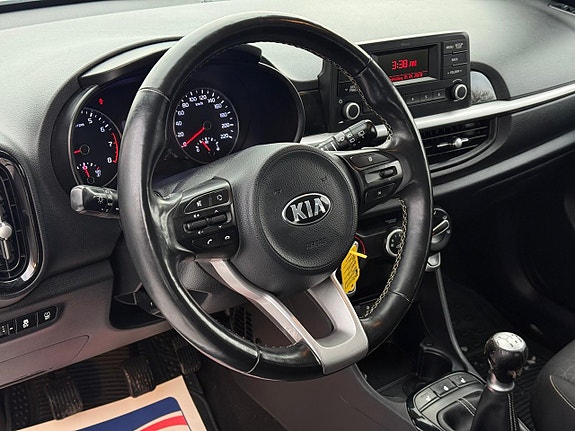 Kia Picanto 14 of 19
