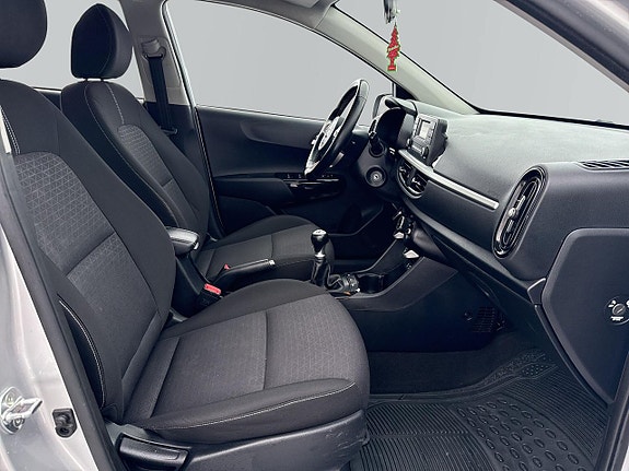 Kia Picanto 8 of 19