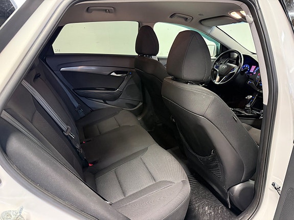 Hyundai i40 12 of 17