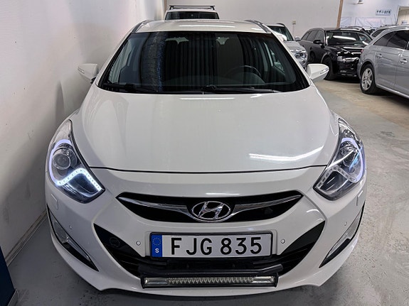 Hyundai i40 7 of 17