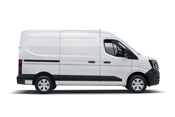 Nissan Interstar 3 of 5