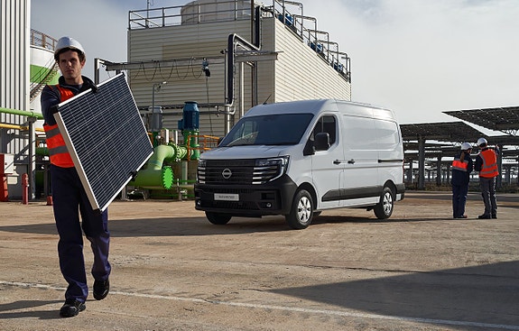 Nissan Interstar 6 of 9