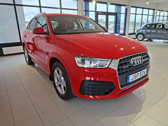Audi Q3 3 of 15