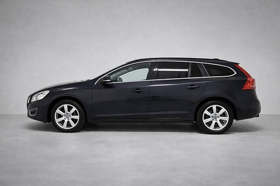 Volvo V60 2 of 16