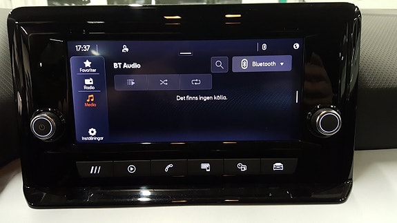 Seat Arona 20 of 24