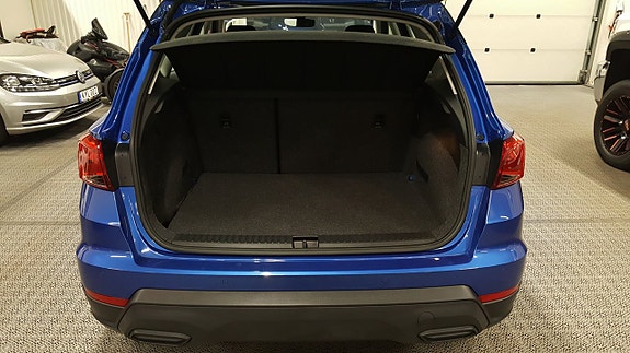 Seat Arona 10 of 24