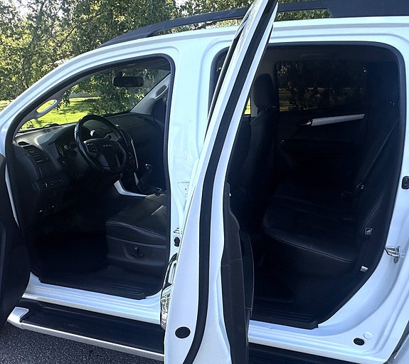 Isuzu D-max 18 of 20