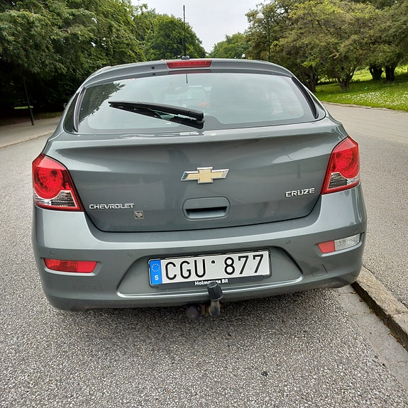 Chevrolet Cruze 6 of 6