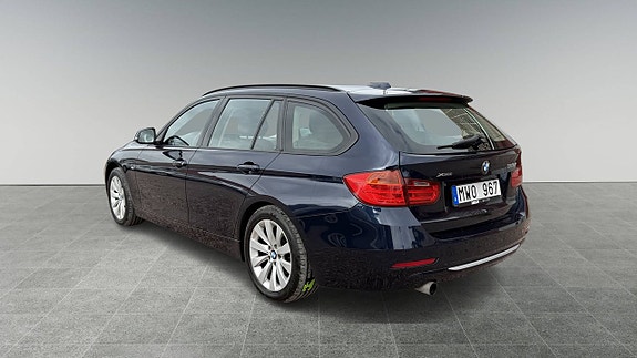 BMW 320 2 of 13