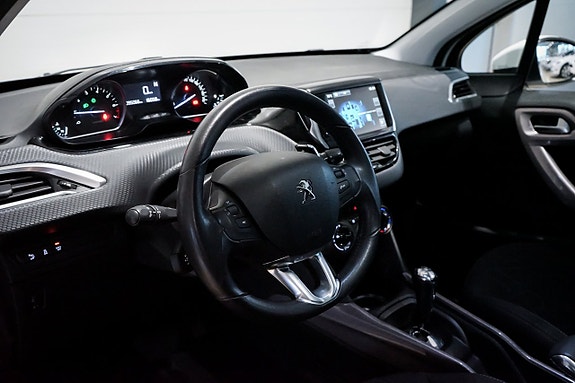 Peugeot 2008 28 of 30