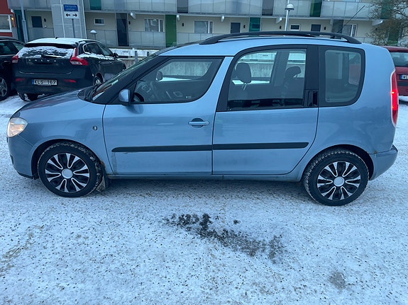 Skoda Roomster 3 of 5